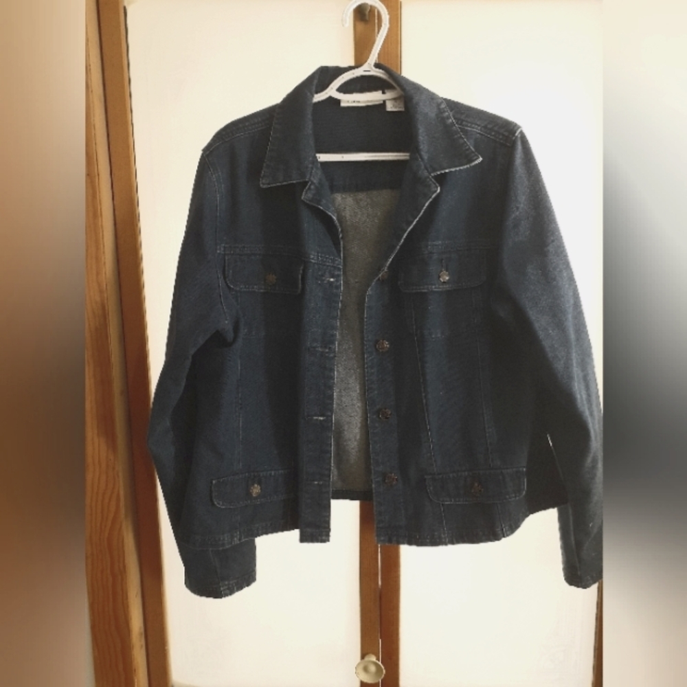 Women's denim jacket